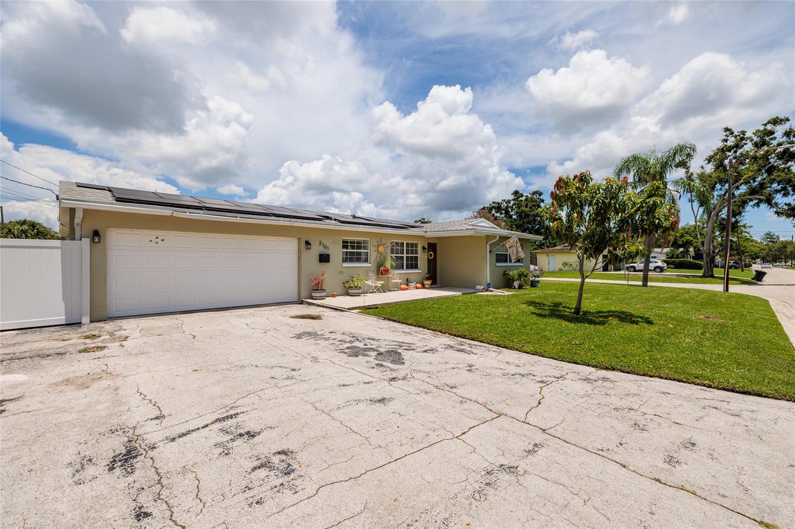 Image 3 of 41 For 2101 63rd Avenue N