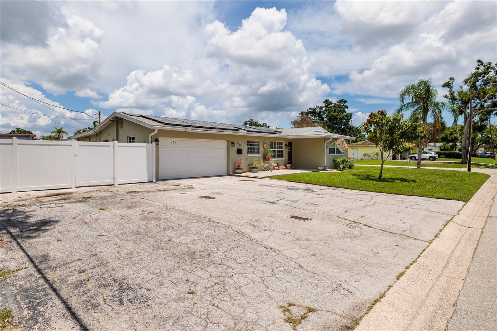 Image 4 of 41 For 2101 63rd Avenue N