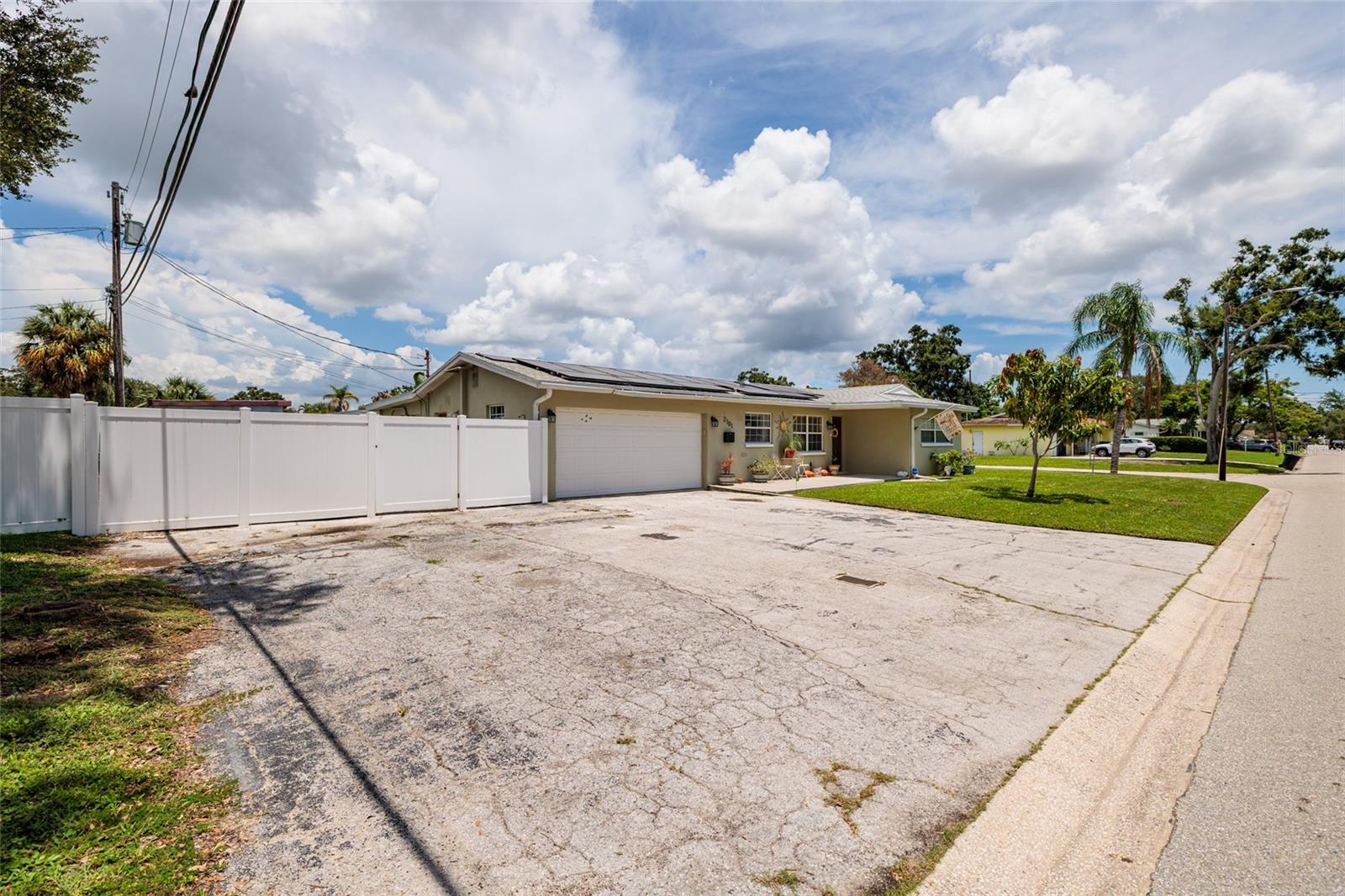 Image 5 of 41 For 2101 63rd Avenue N