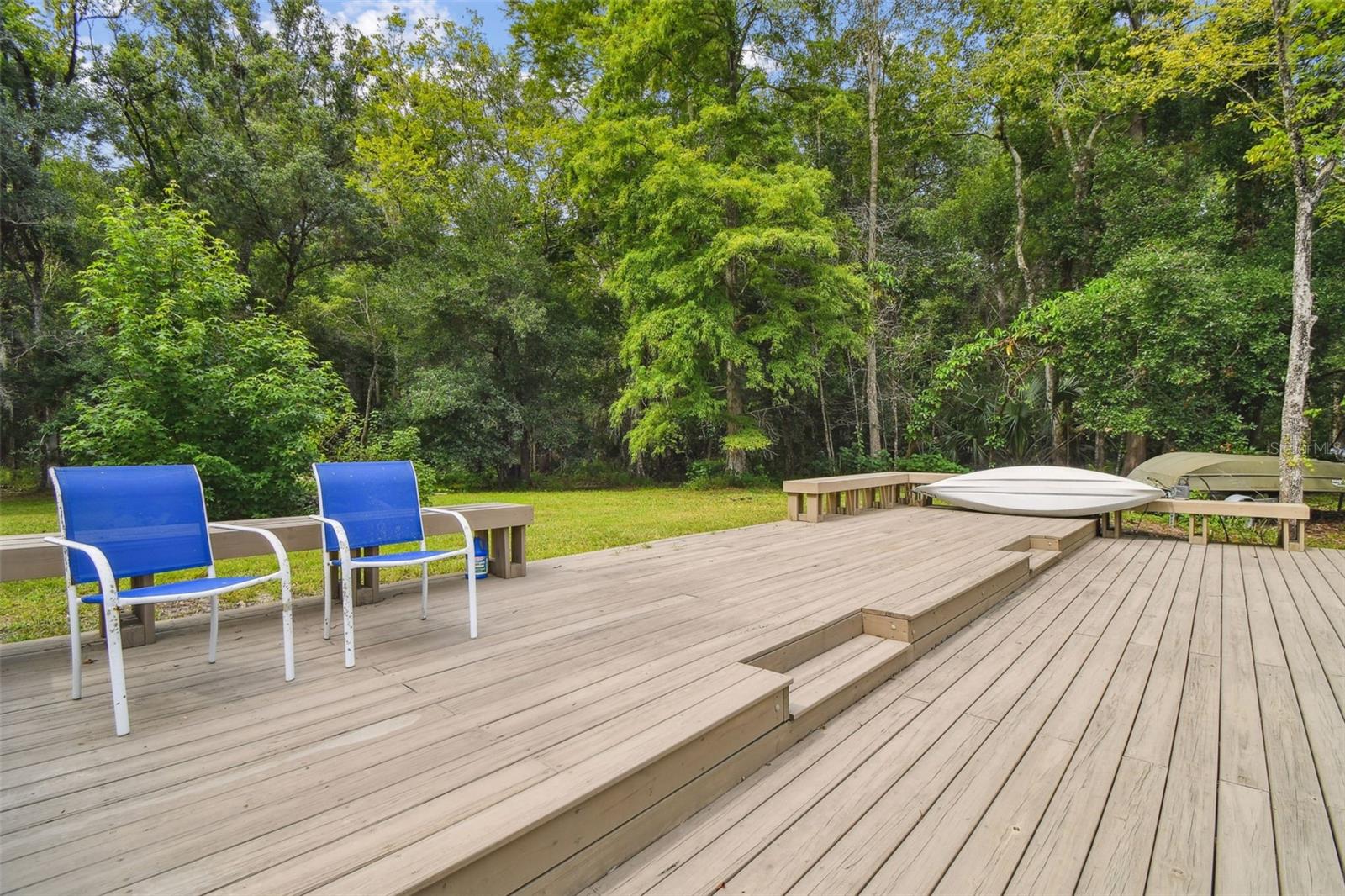 Listing photo id 9 for 2612 Regal Oaks Lane
