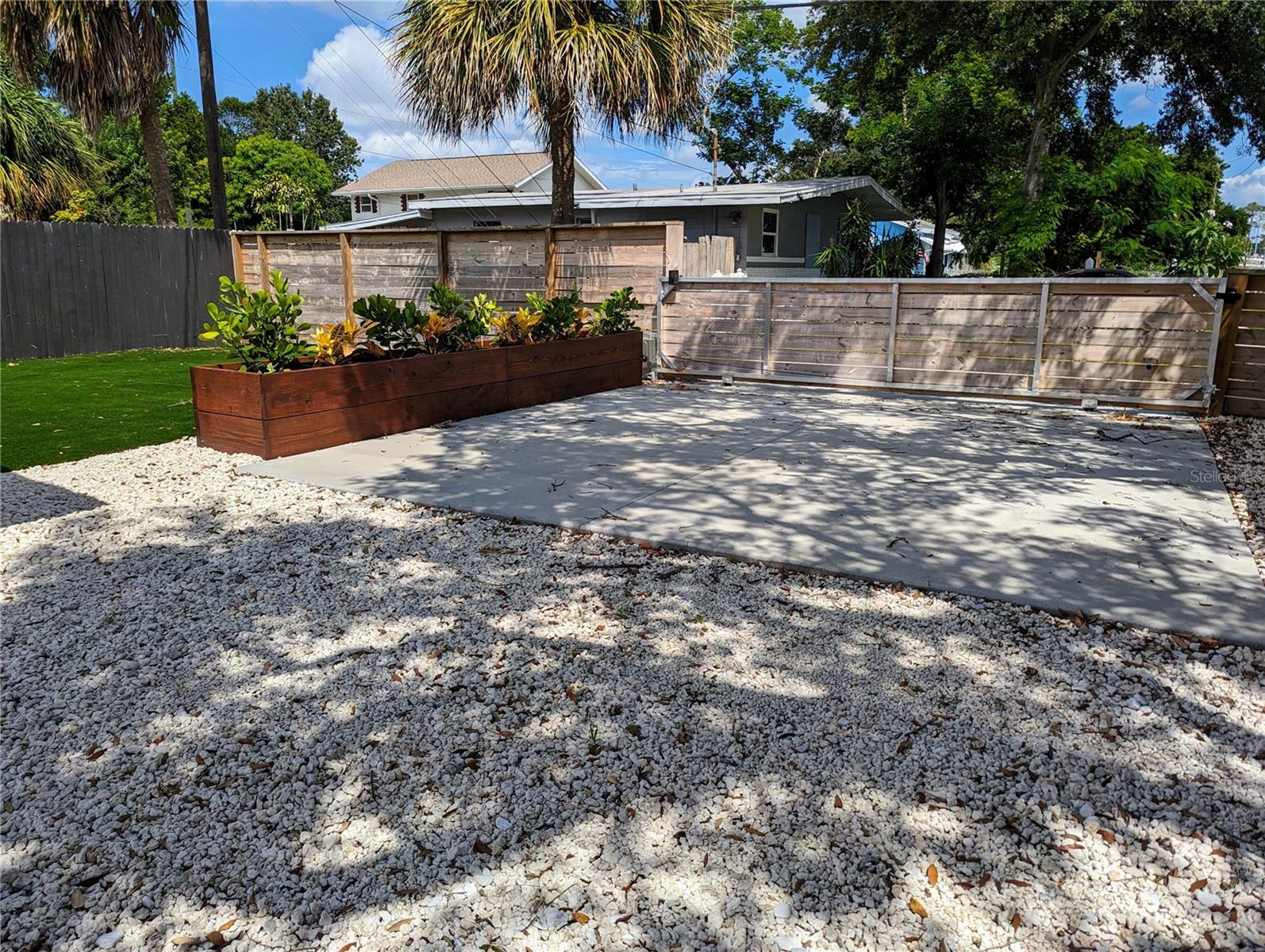 Image 4 of 18 For 3200 22nd Street N