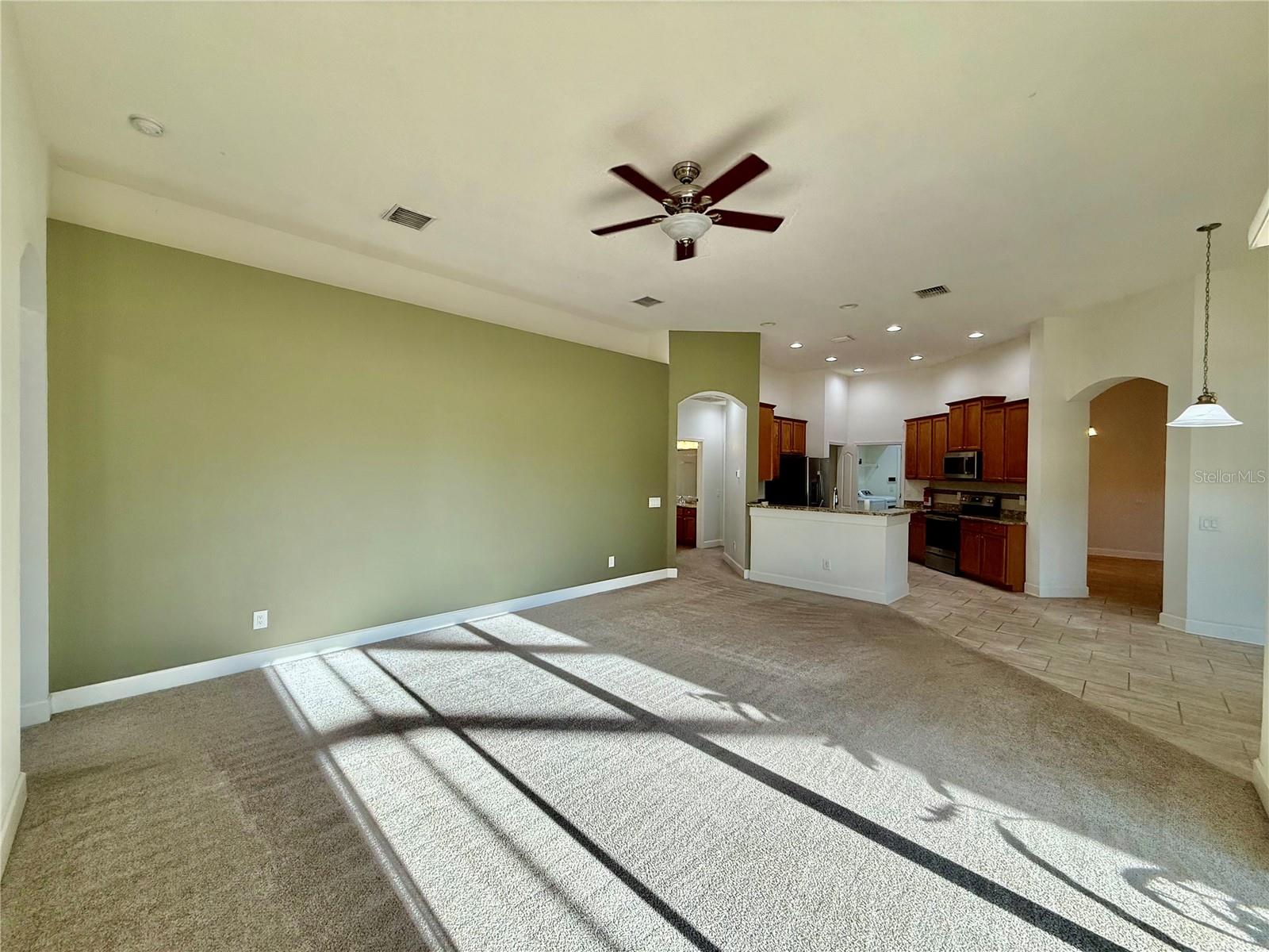 Image 17 of 42 For 10755 Rockledge View Drive