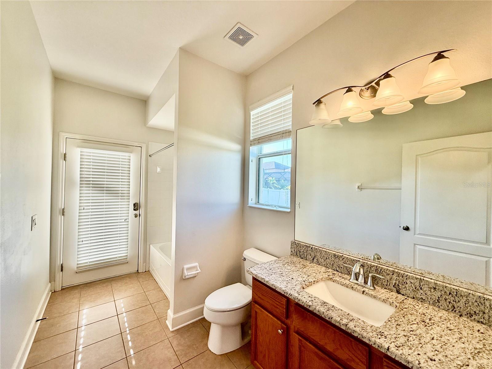 Image 20 of 42 For 10755 Rockledge View Drive