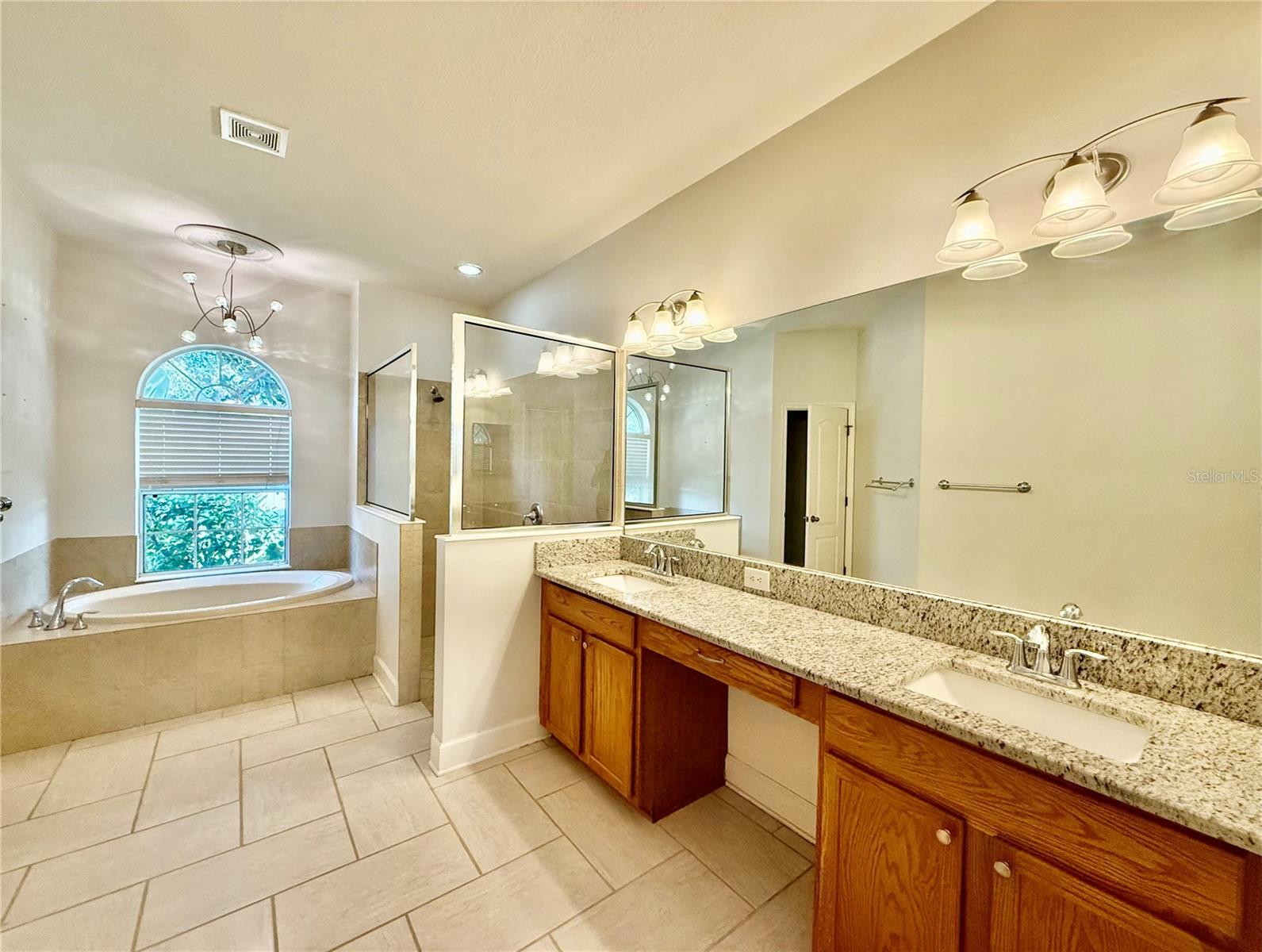 Image 32 of 42 For 10755 Rockledge View Drive