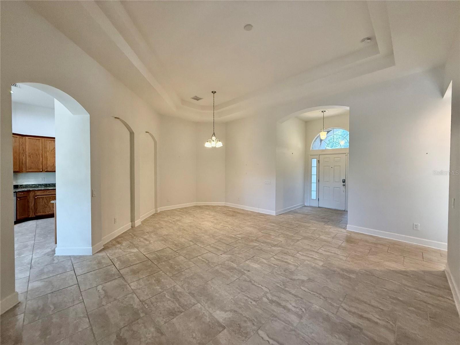 Image 6 of 42 For 10755 Rockledge View Drive