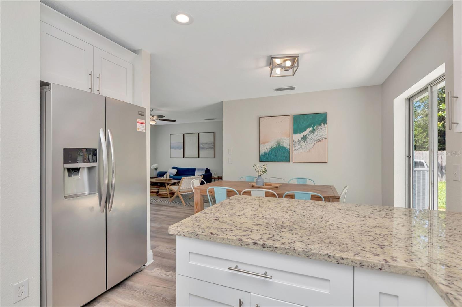 Image 14 of 58 For 2733 21st Avenue Sw