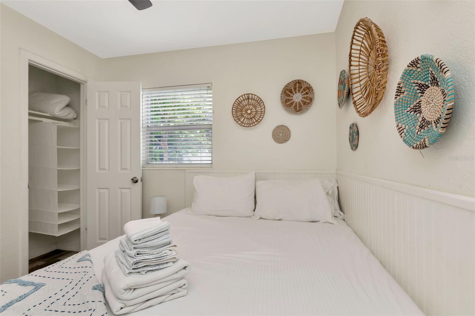 Image 30 of 58 For 2733 21st Avenue Sw
