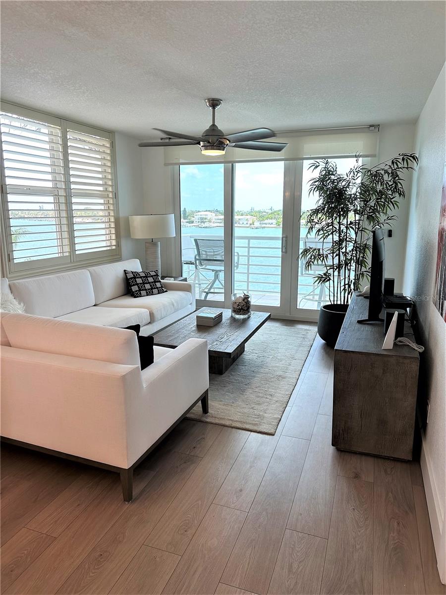 Image 6 of 24 For 6083 Bahia Del Mar Circle 557