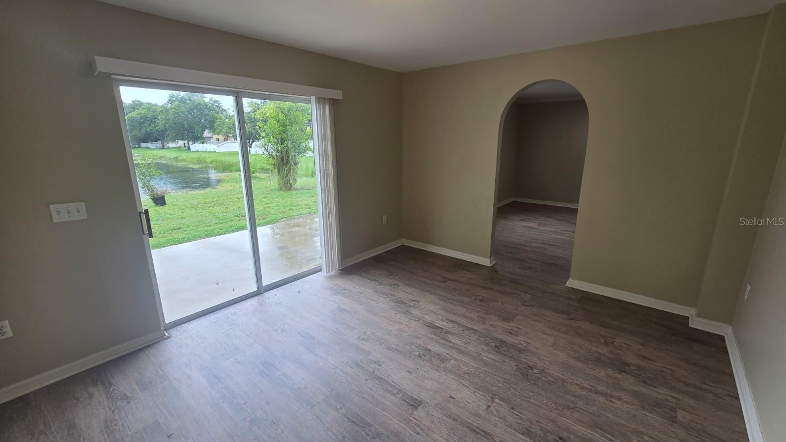 Image 5 of 18 For 712 Brenton Leaf Drive