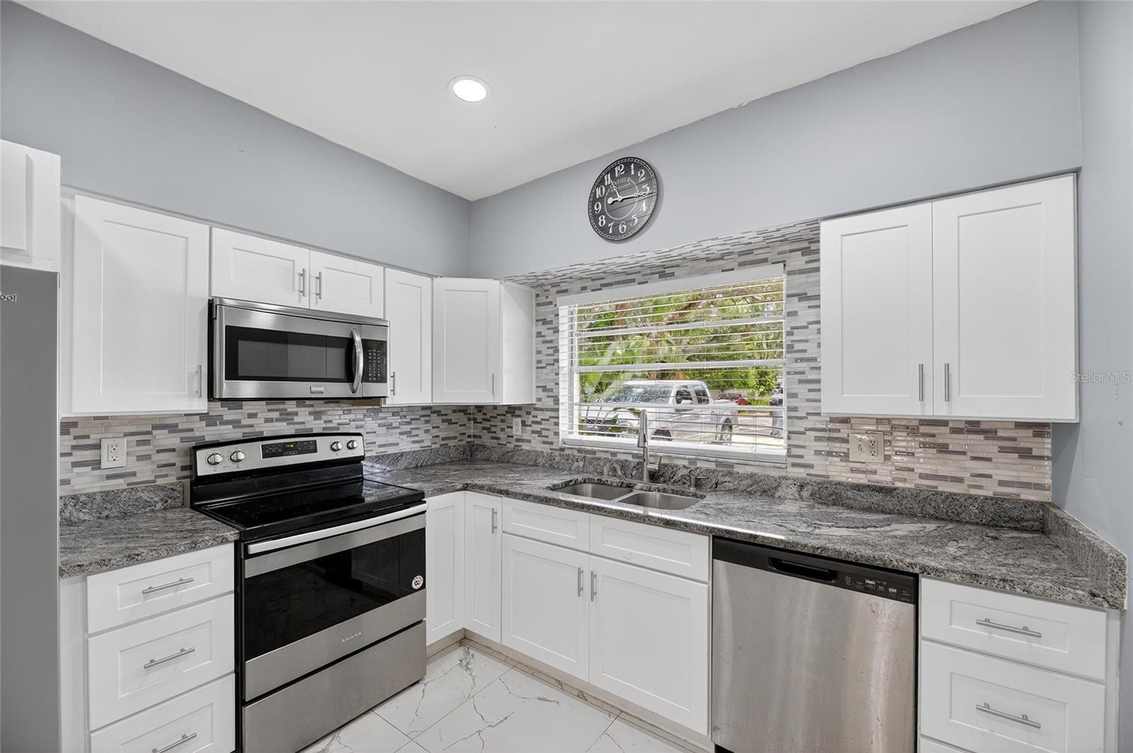 Image 18 of 57 For 11703 Wesson Circle W