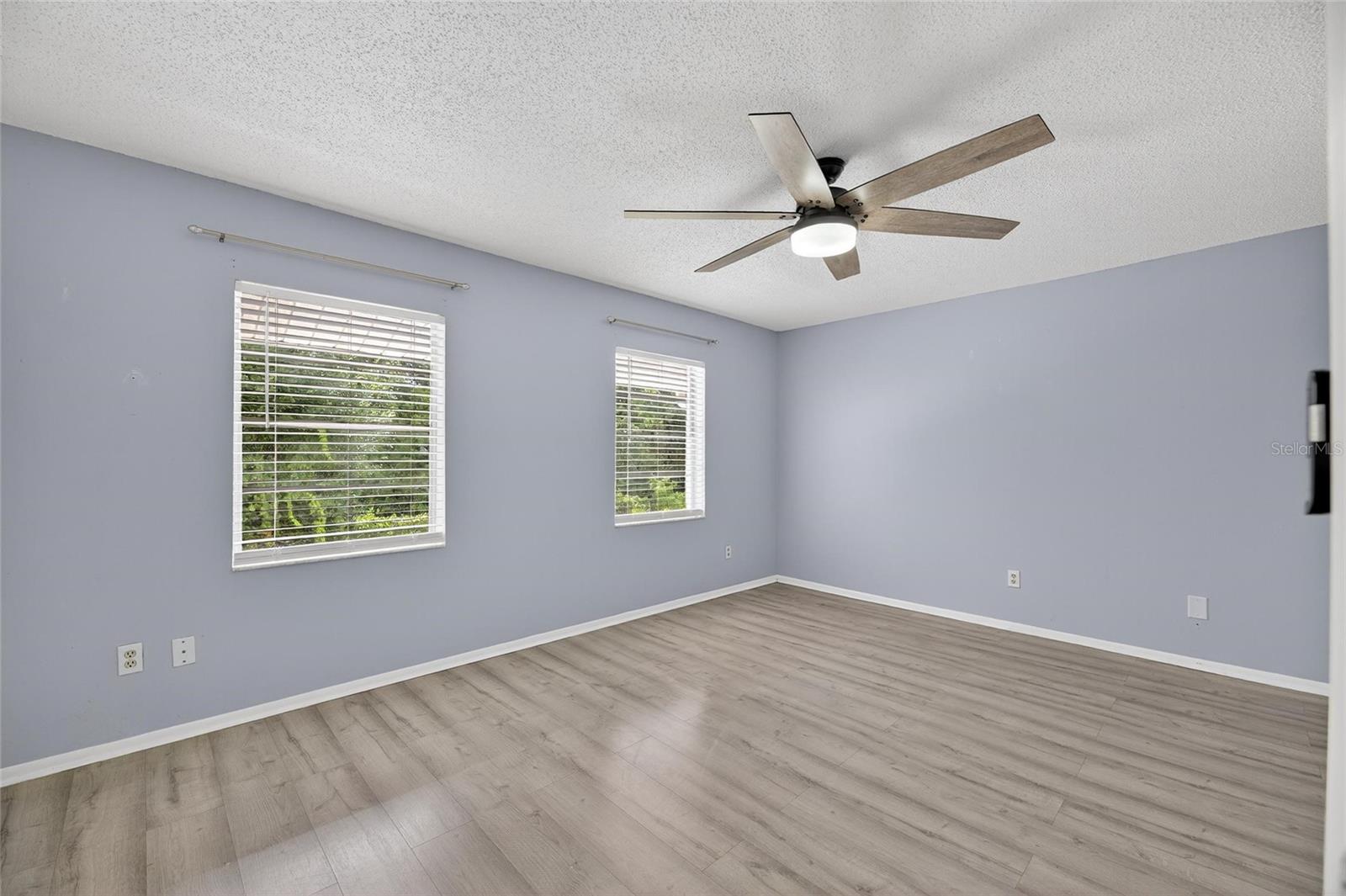 Image 26 of 57 For 11703 Wesson Circle W