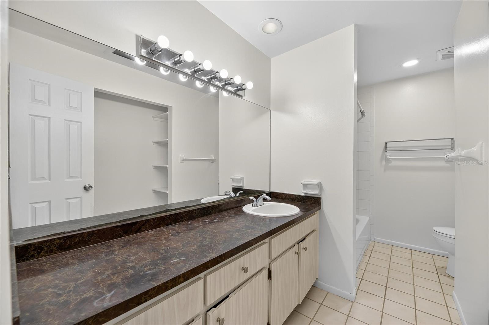 Image 27 of 57 For 11703 Wesson Circle W