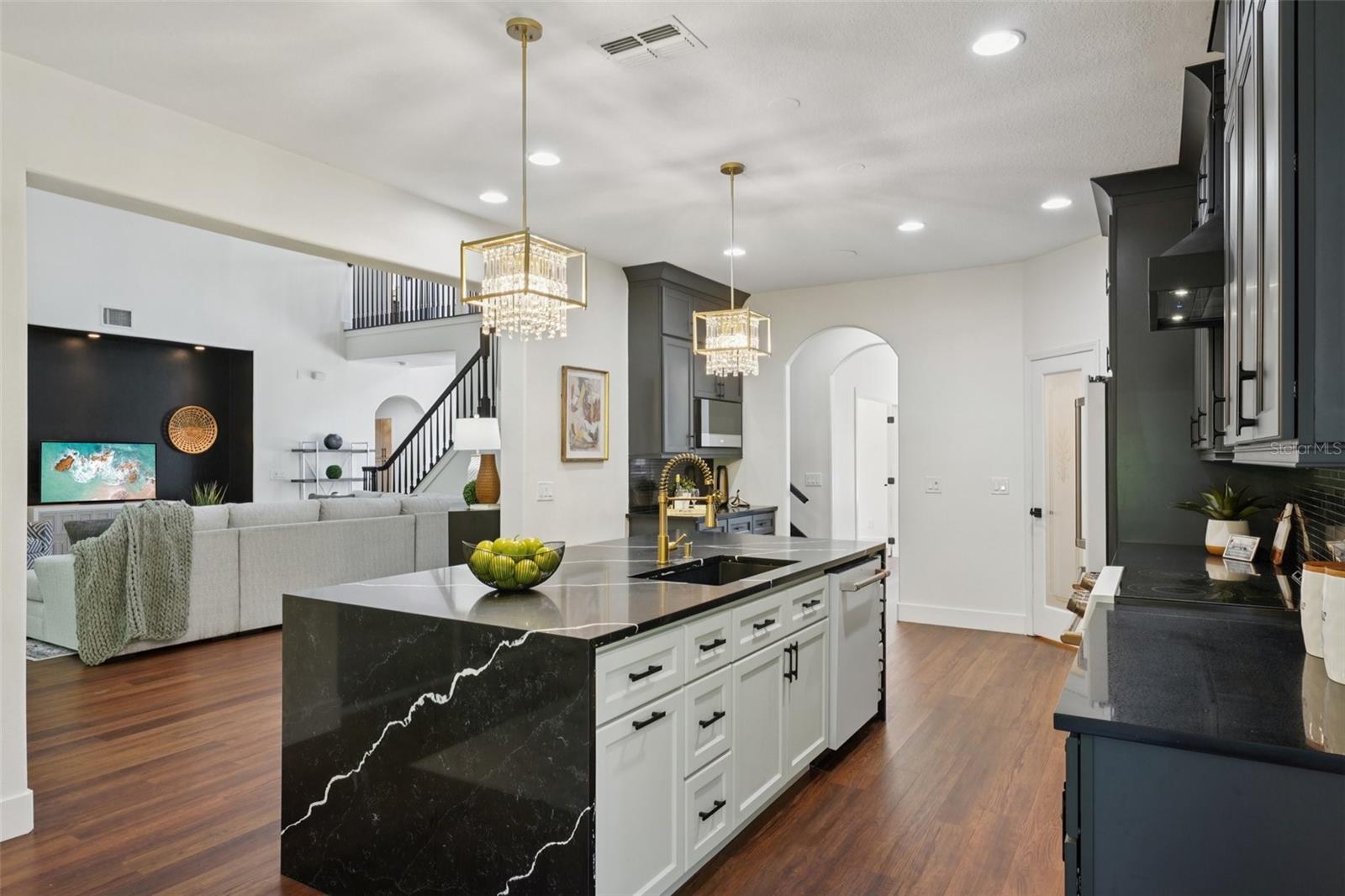 Image 11 of 76 For 3511 Loggerhead Way