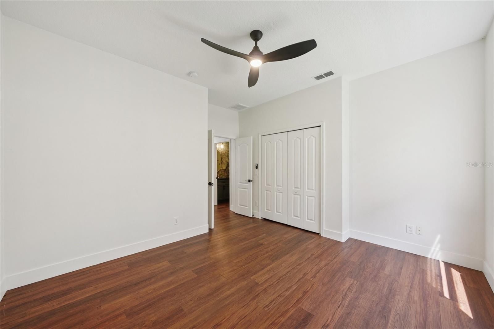 Image 29 of 76 For 3511 Loggerhead Way