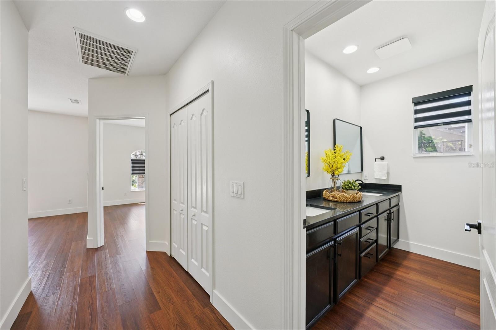 Image 42 of 76 For 3511 Loggerhead Way