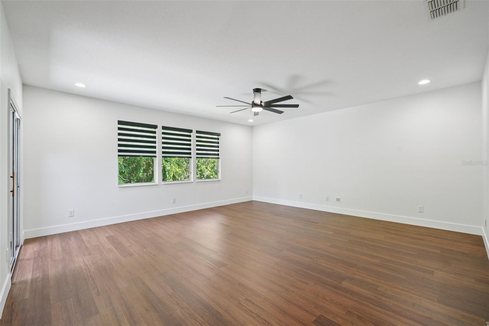 Image 53 of 76 For 3511 Loggerhead Way