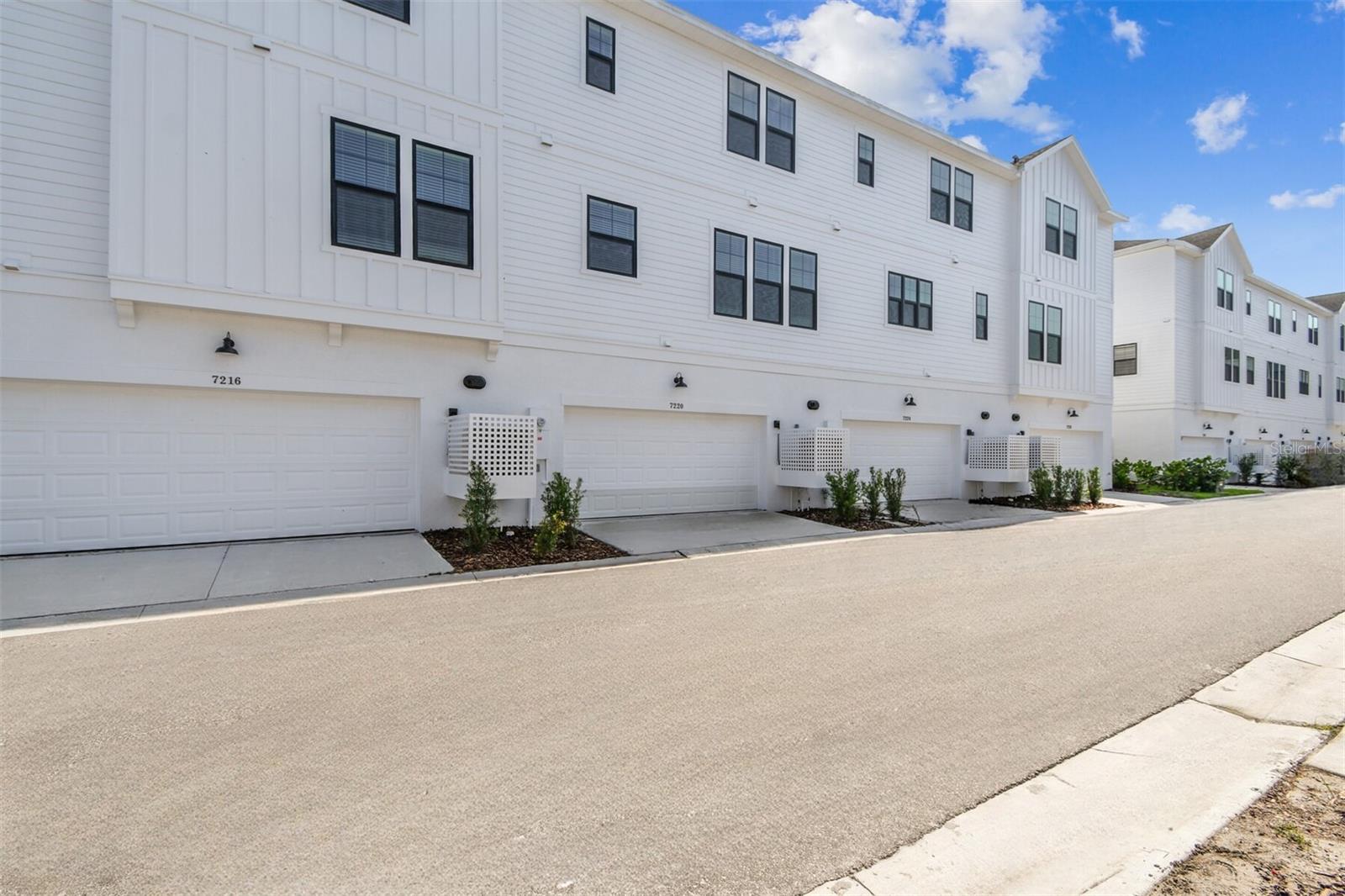 Image 43 of 47 For 7220 Sutton Lane