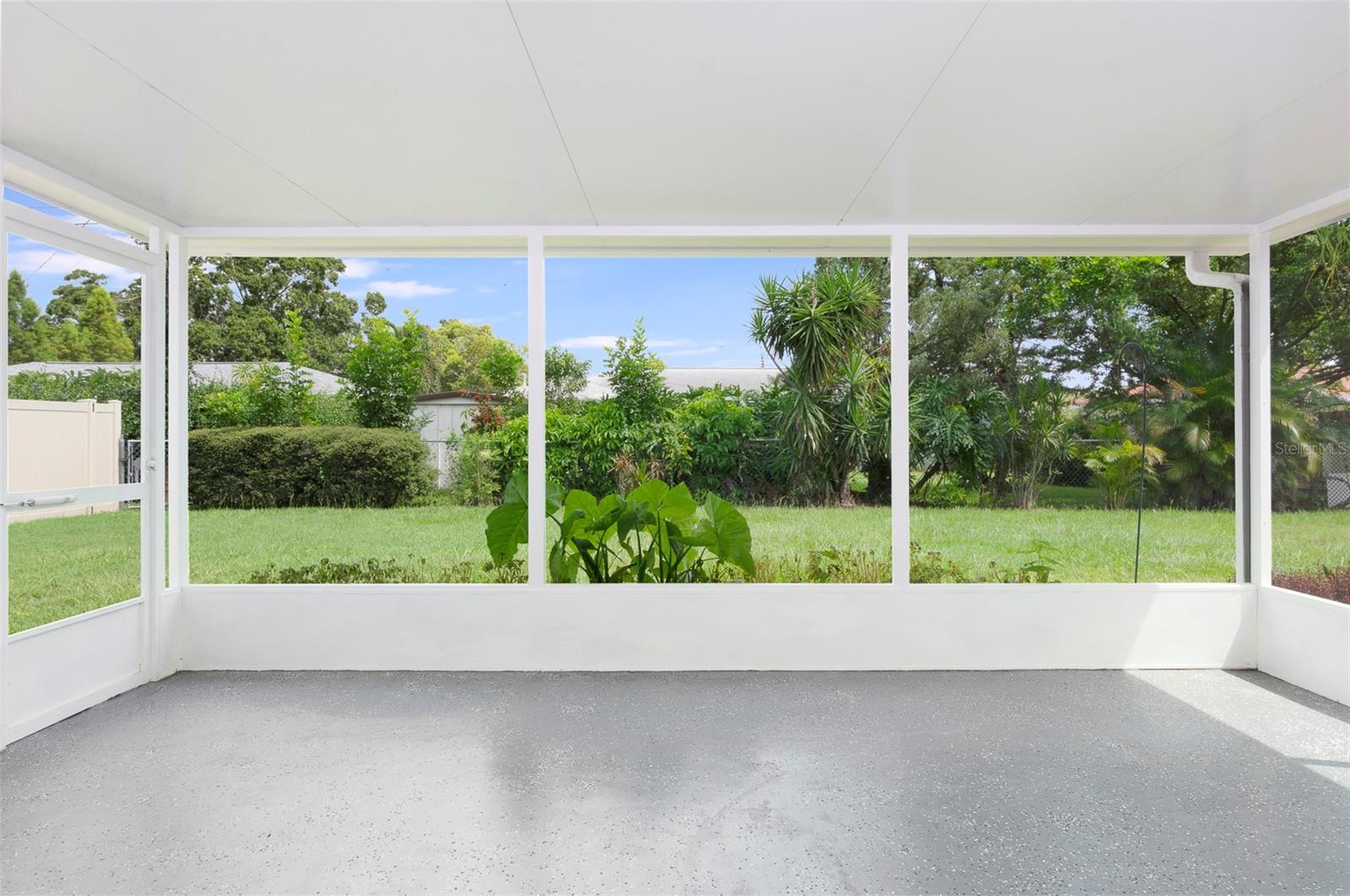 Image 14 of 37 For 4117 23rd Avenue N