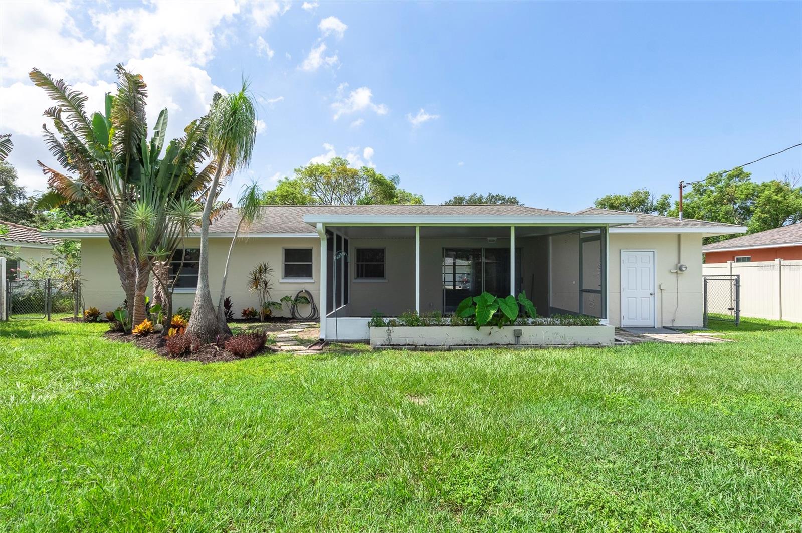 Image 33 of 37 For 4117 23rd Avenue N