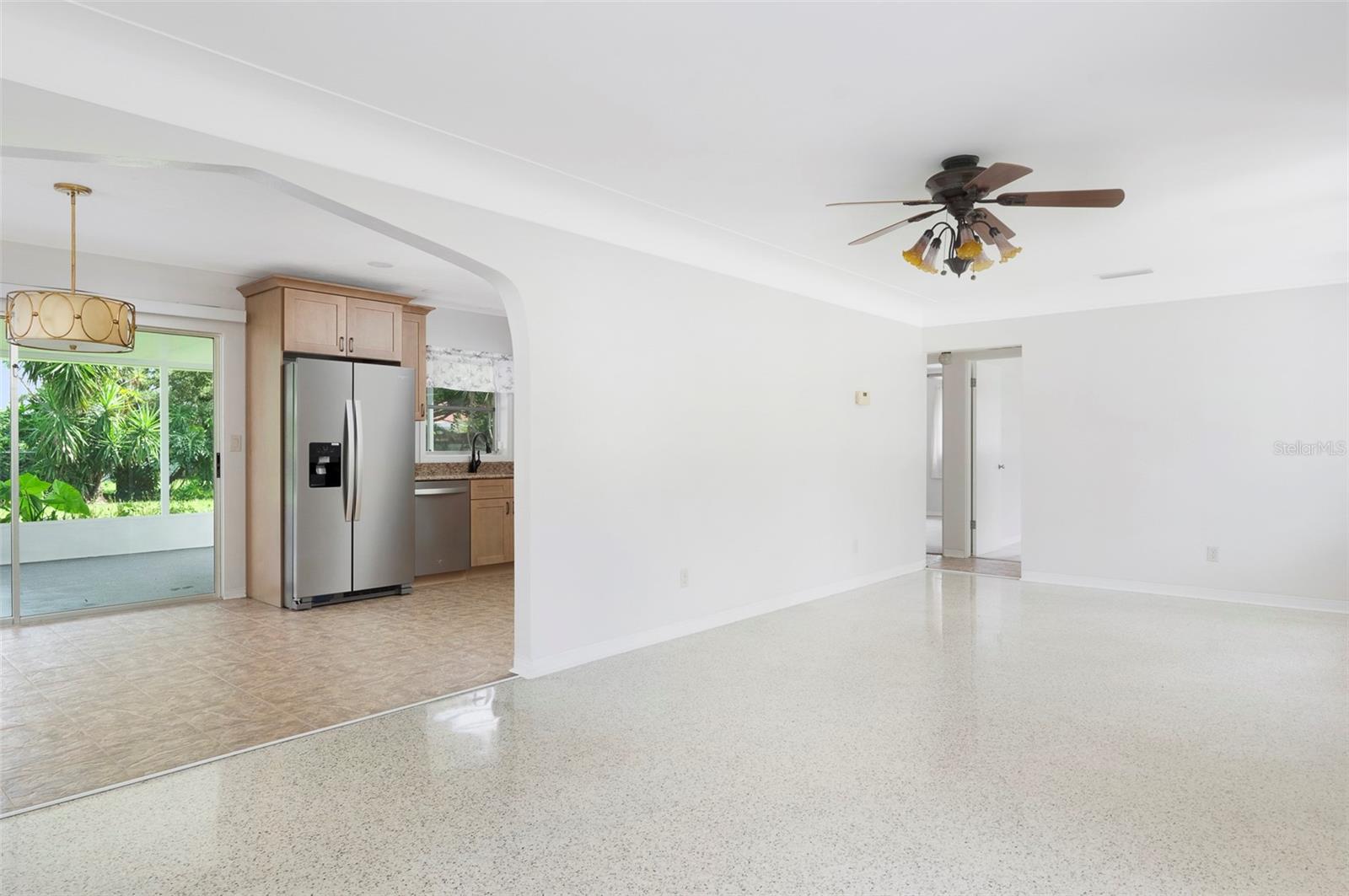 Image 6 of 37 For 4117 23rd Avenue N