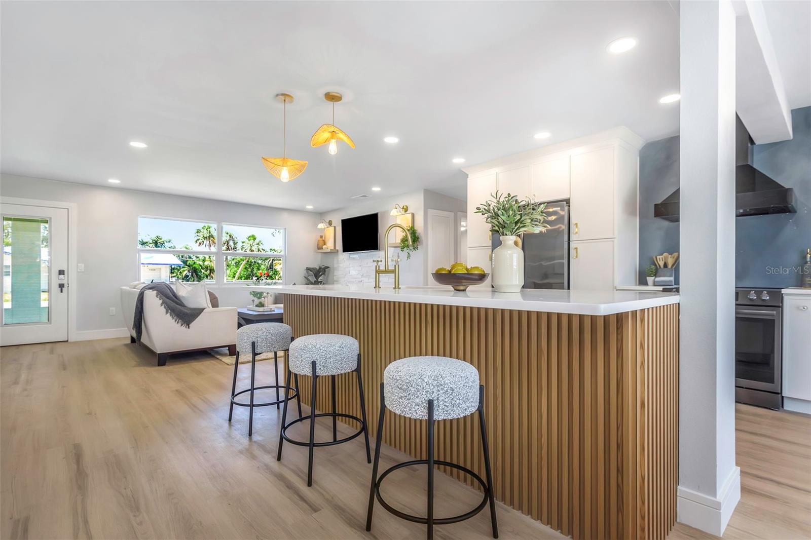 Image 11 of 54 For 10216 Spoonbill Road E