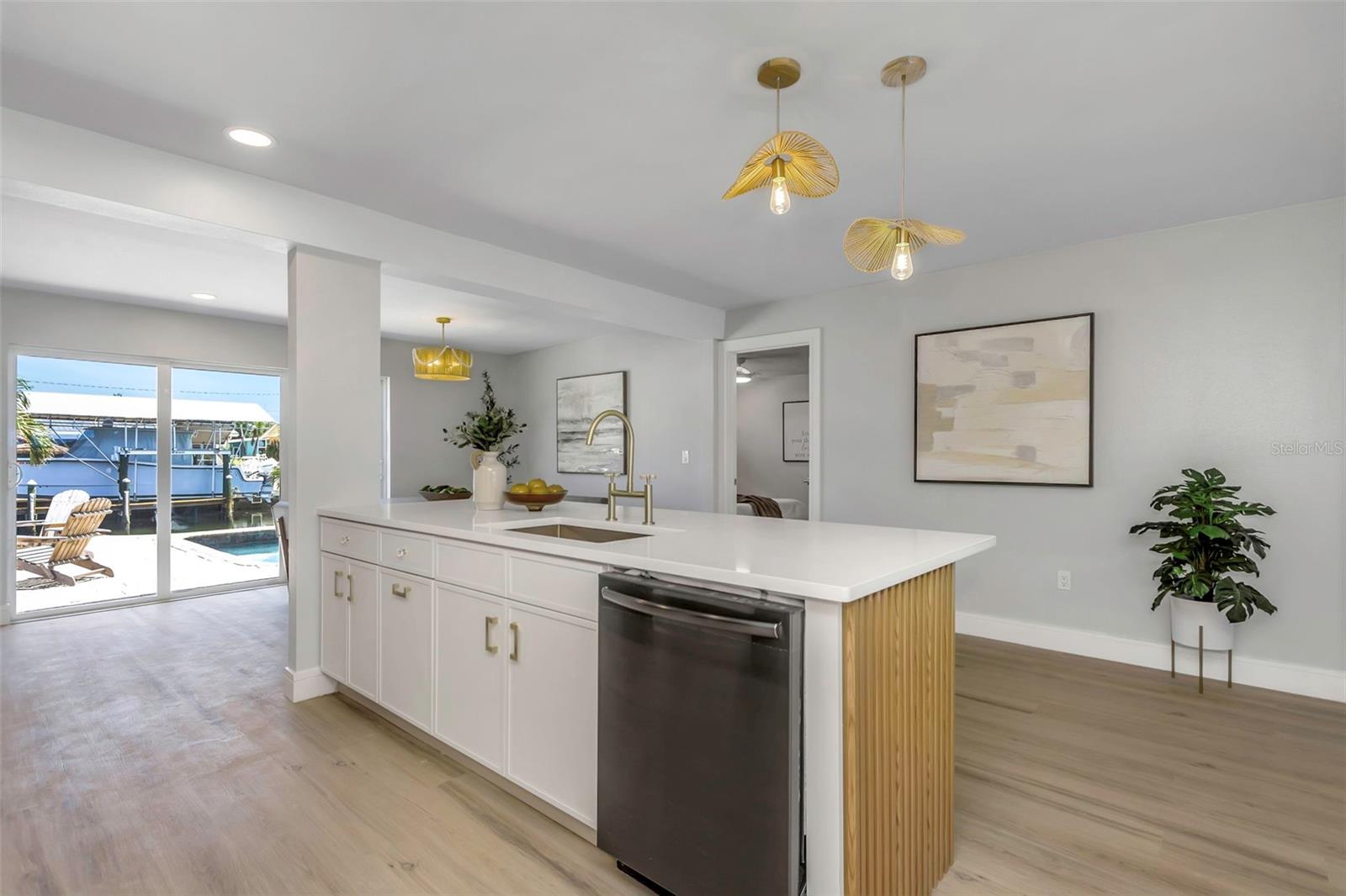 Image 13 of 54 For 10216 Spoonbill Road E