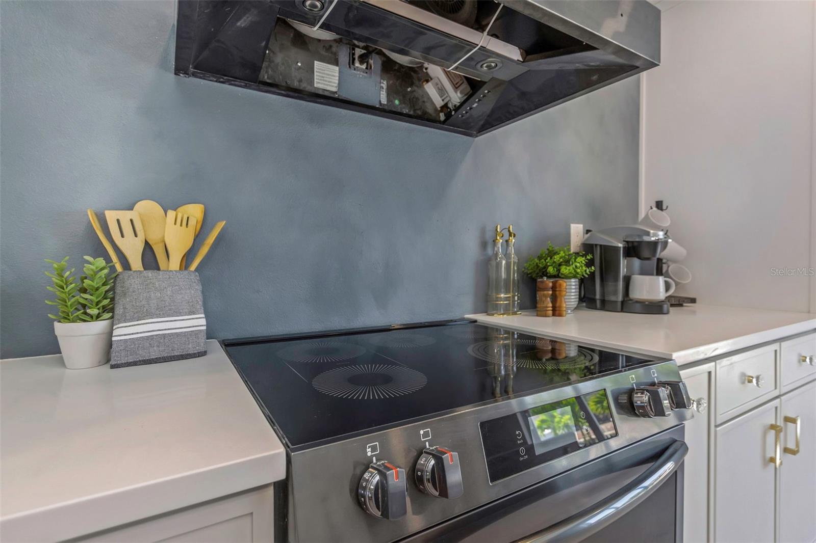 Image 18 of 54 For 10216 Spoonbill Road E