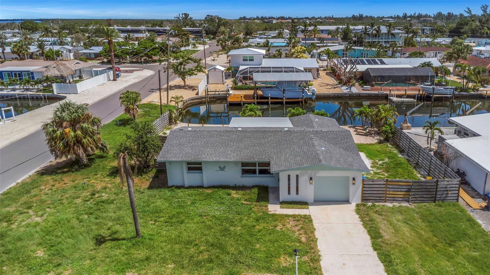 Image 2 of 54 For 10216 Spoonbill Road E