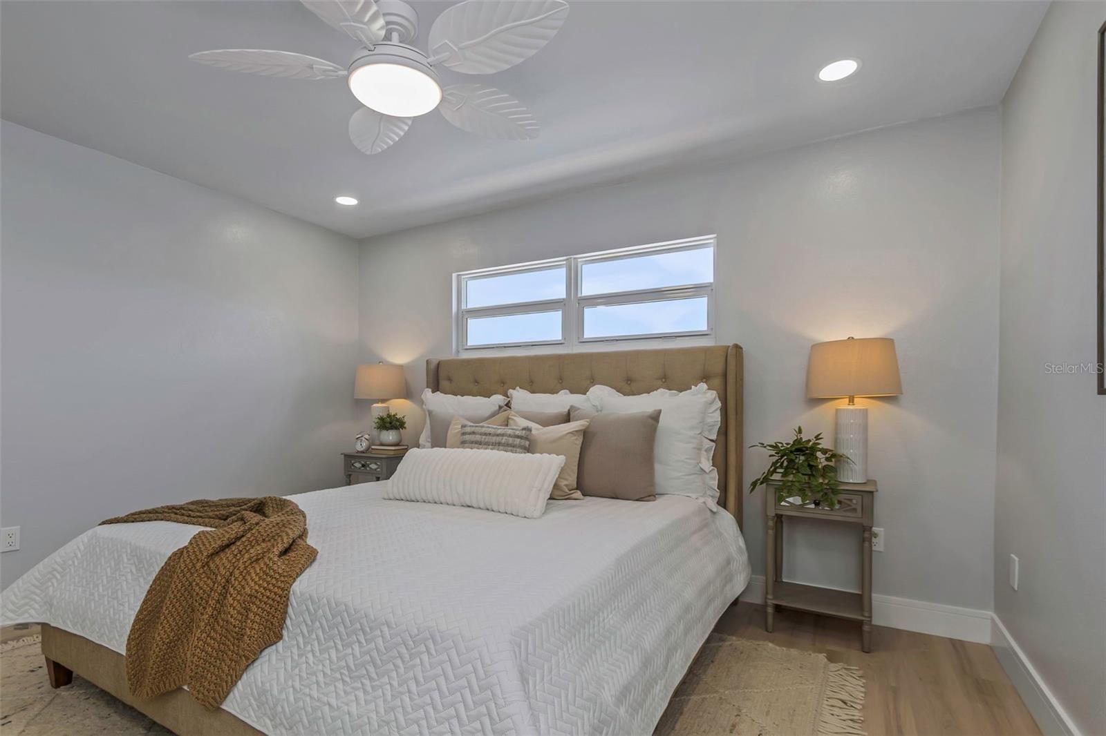 Image 24 of 54 For 10216 Spoonbill Road E