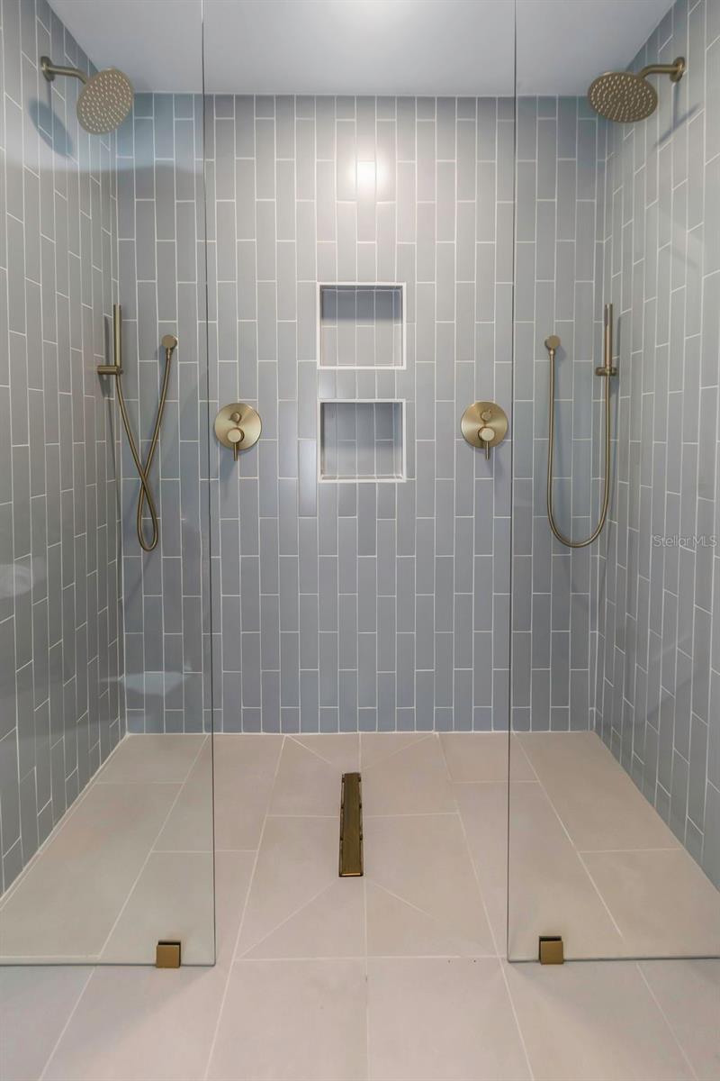 Image 31 of 54 For 10216 Spoonbill Road E