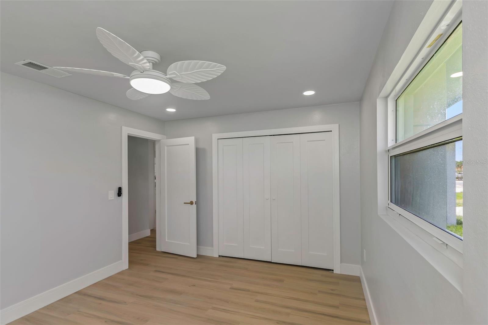 Image 36 of 54 For 10216 Spoonbill Road E