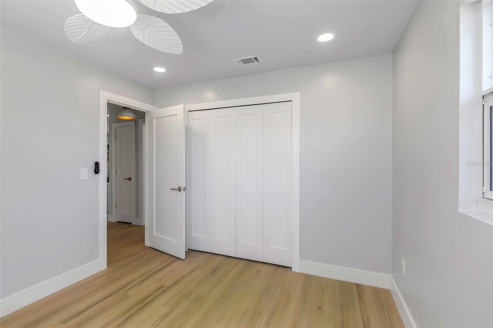 Image 40 of 54 For 10216 Spoonbill Road E