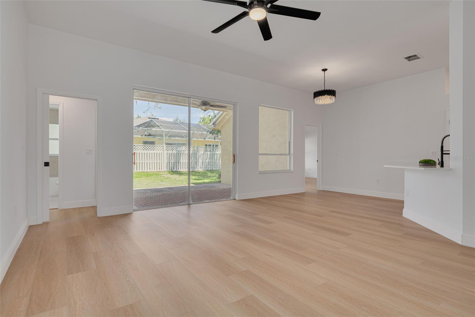 Image 10 of 43 For 9418 Azalea Ridge Circle