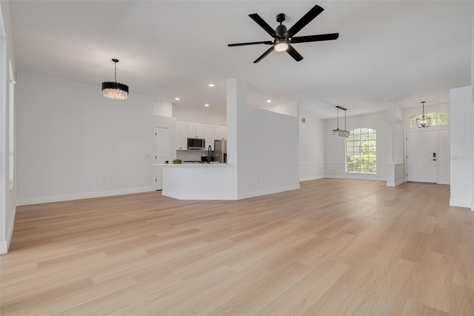 Image 11 of 43 For 9418 Azalea Ridge Circle