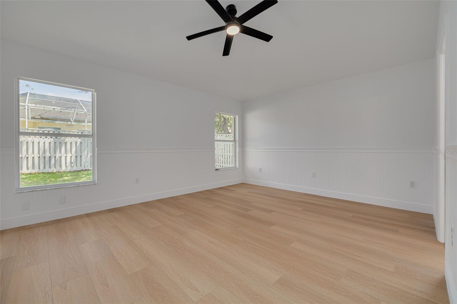Image 19 of 43 For 9418 Azalea Ridge Circle