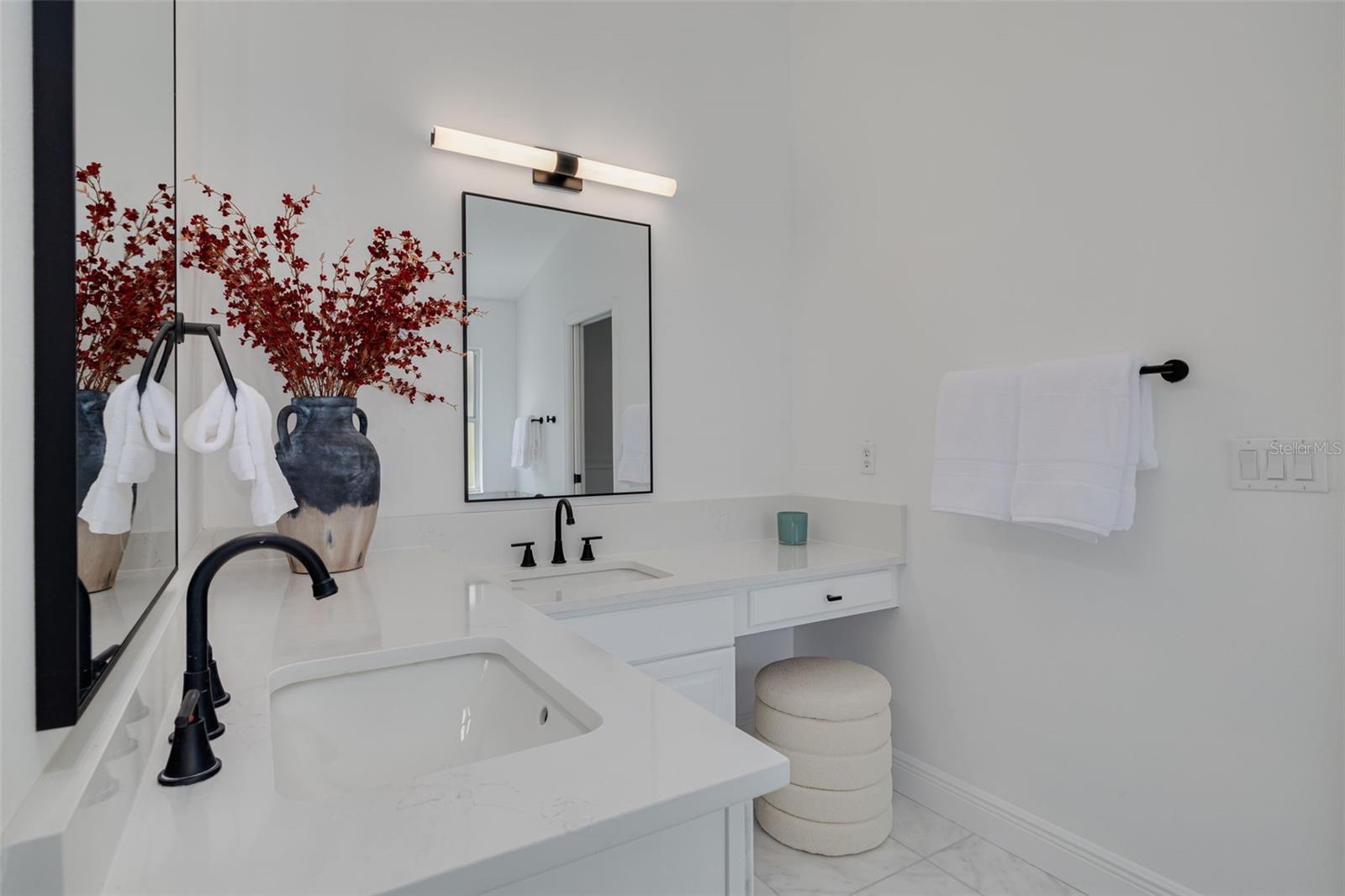 Image 23 of 43 For 9418 Azalea Ridge Circle