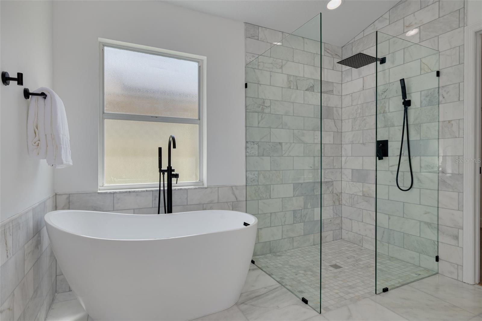 Image 24 of 43 For 9418 Azalea Ridge Circle