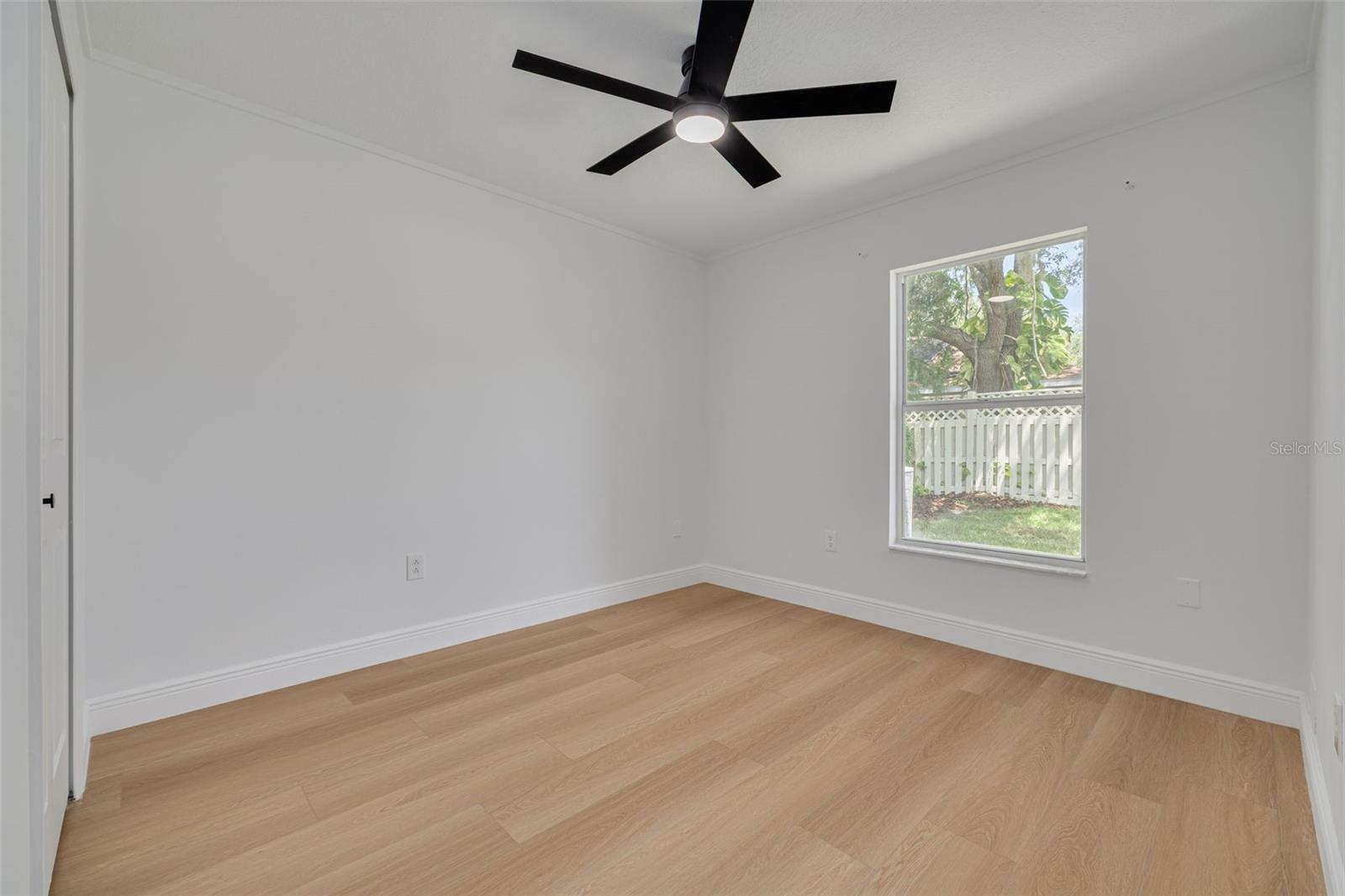 Image 26 of 43 For 9418 Azalea Ridge Circle