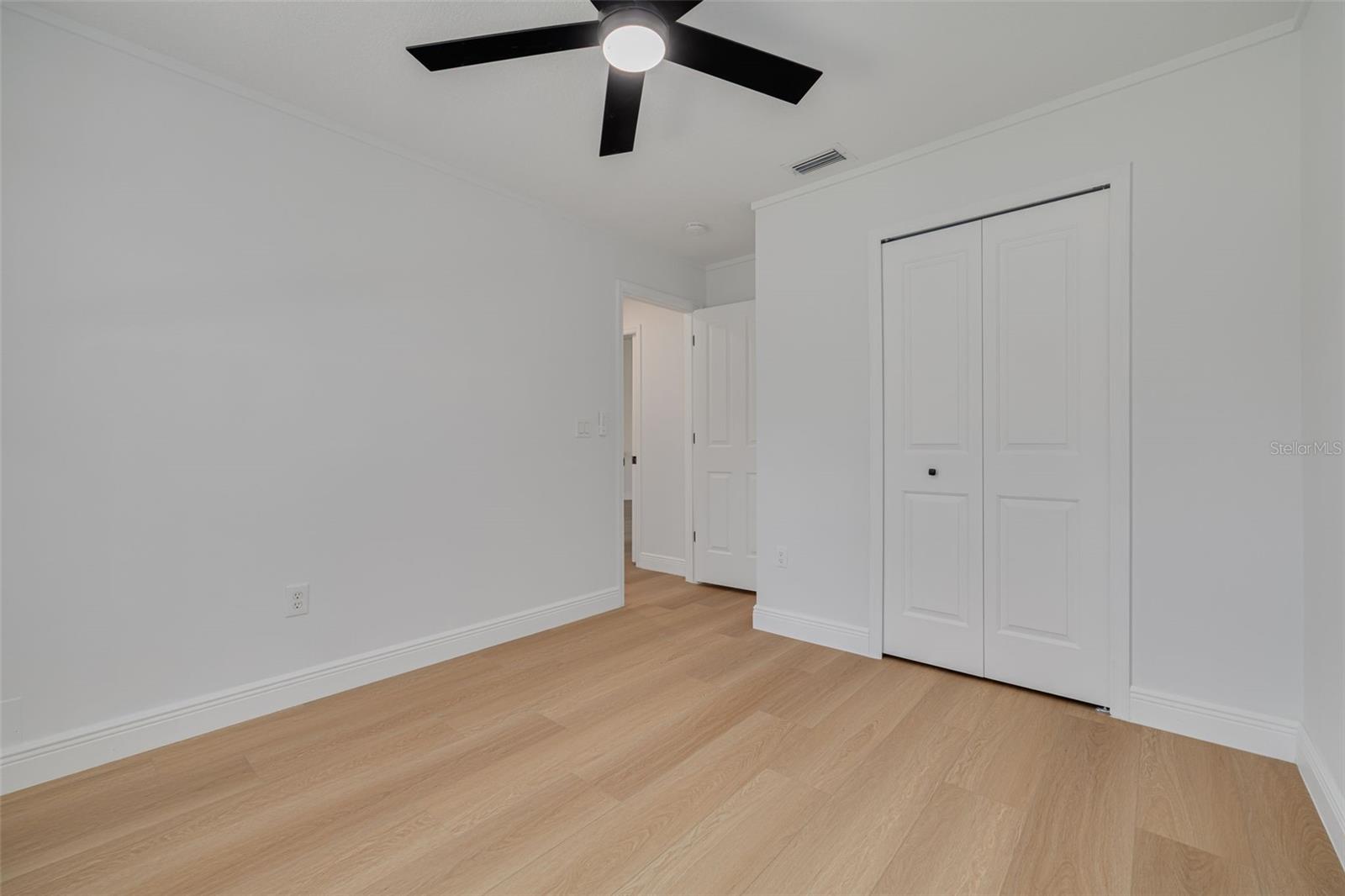 Image 27 of 43 For 9418 Azalea Ridge Circle