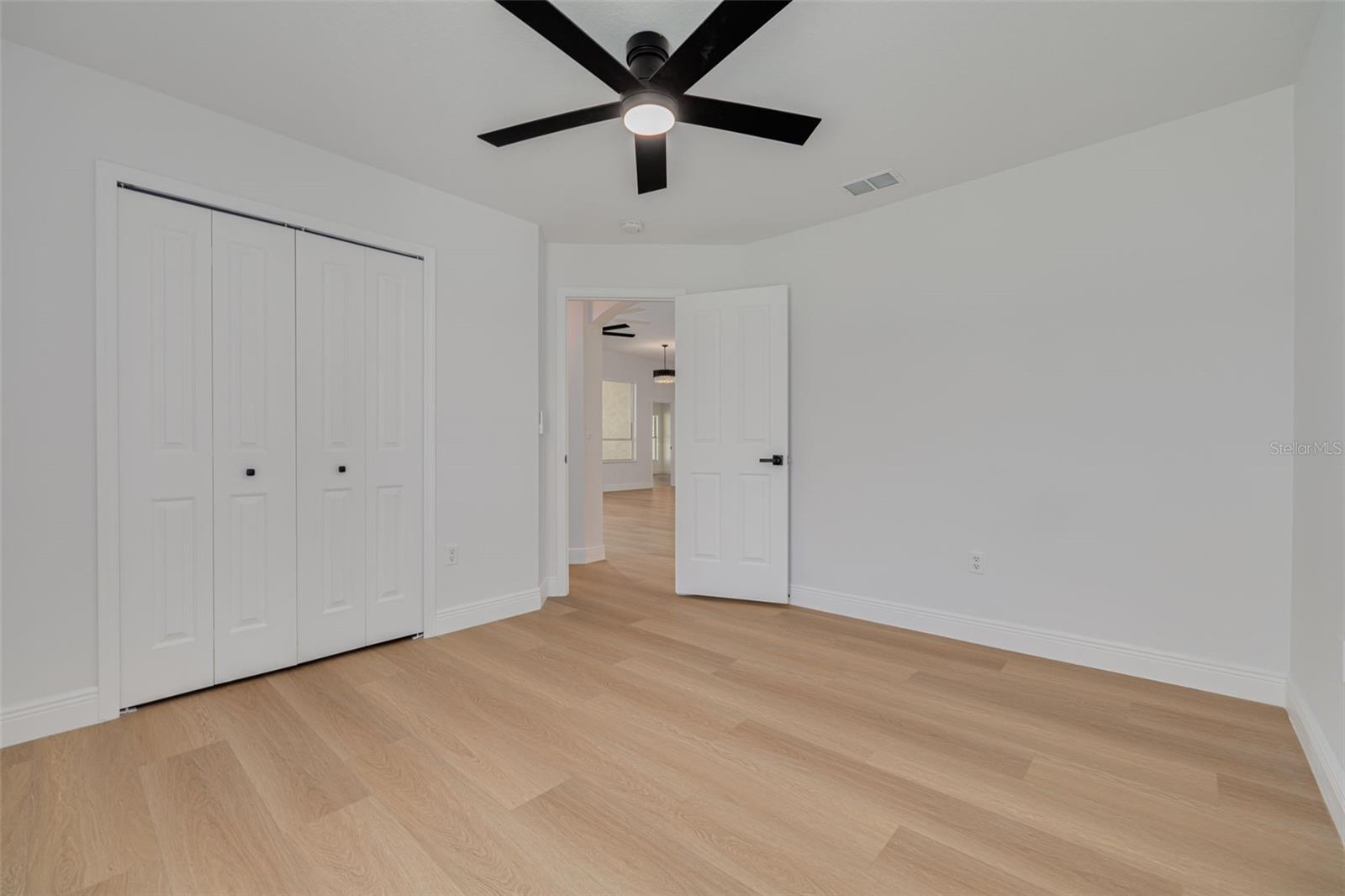 Image 33 of 43 For 9418 Azalea Ridge Circle