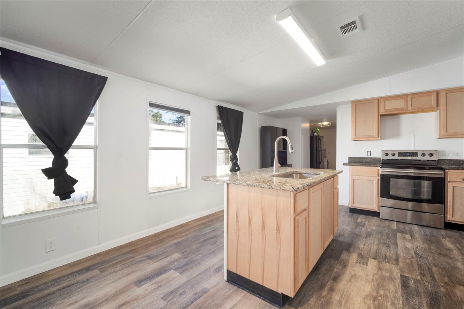 Image 9 of 23 For 8308 Fantasia Park Way