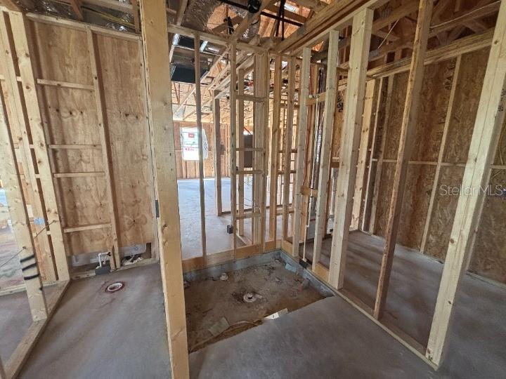 Image 19 of 27 For 703 Junonia Blvd