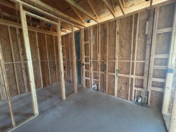 Image 20 of 27 For 703 Junonia Blvd
