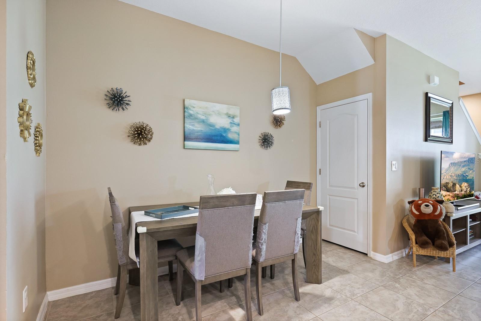 Image 9 of 29 For 10407 Orchid Mist Court
