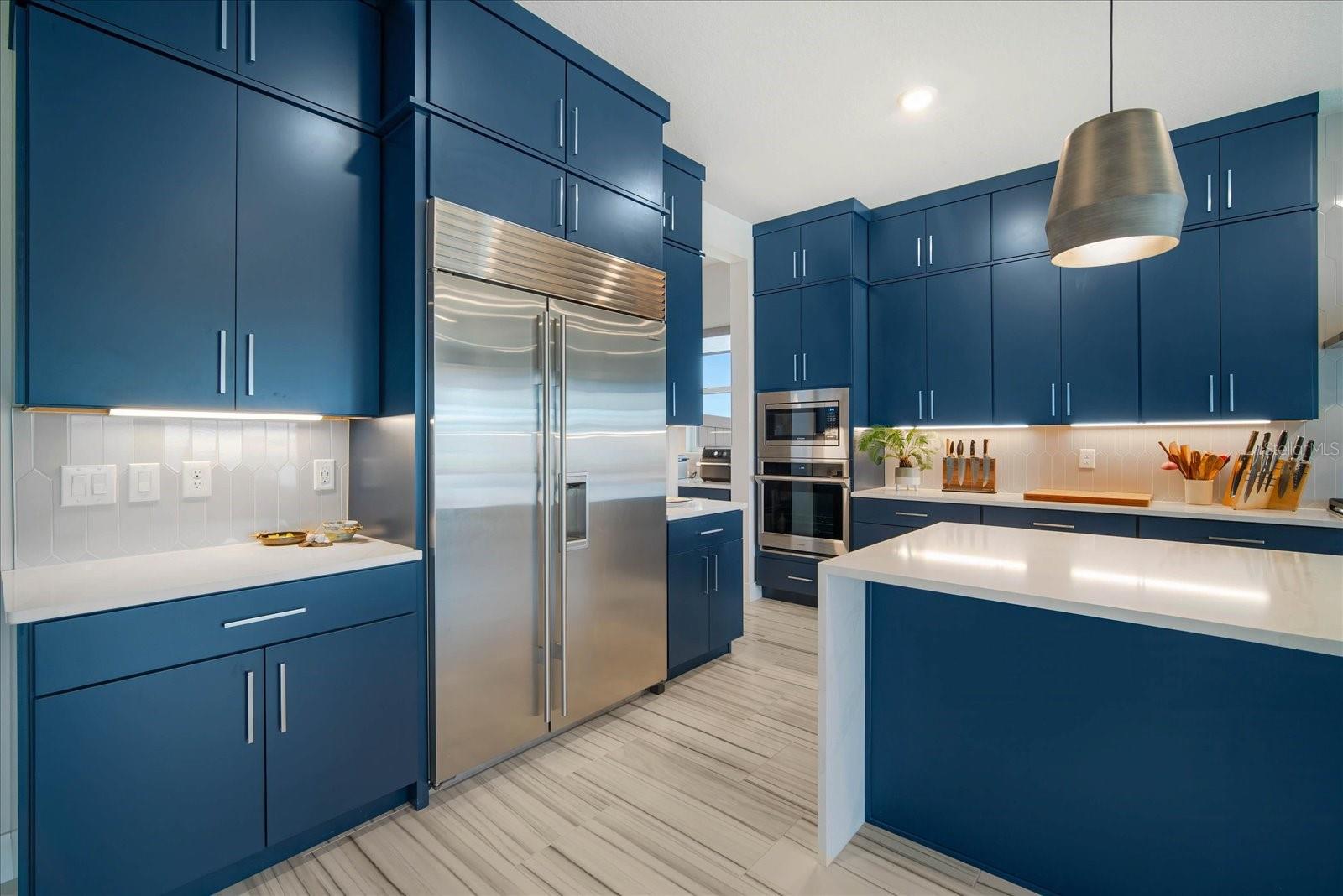 Listing photo id 11 for 8809 Drummer Plank Drive