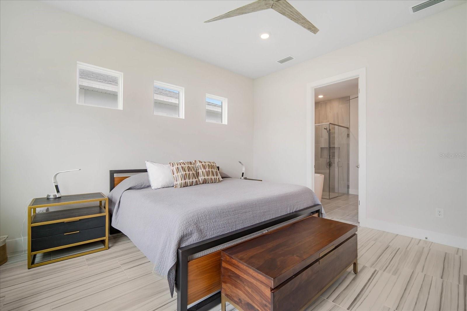 Listing photo id 13 for 8809 Drummer Plank Drive