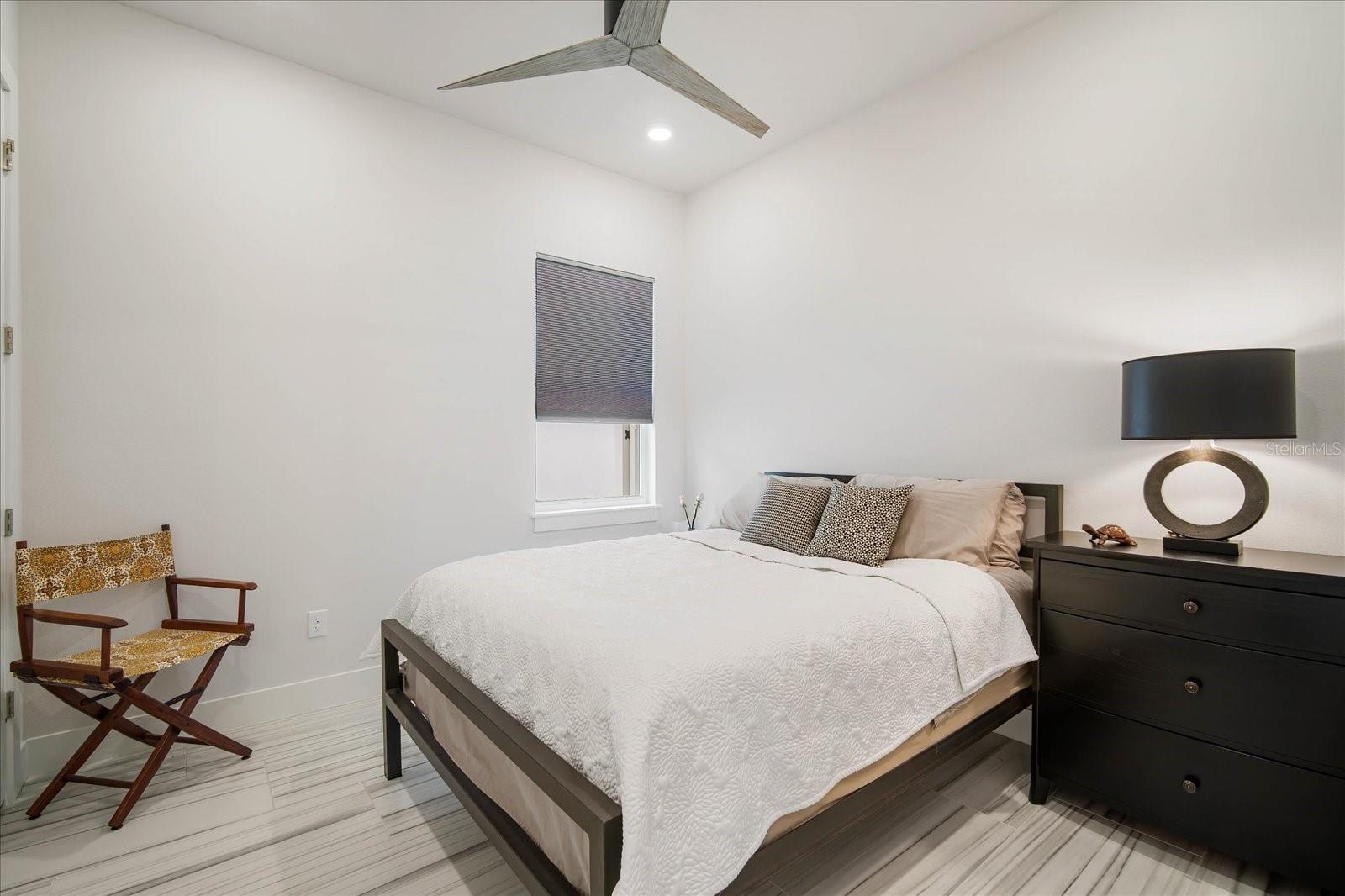 Listing photo id 17 for 8809 Drummer Plank Drive
