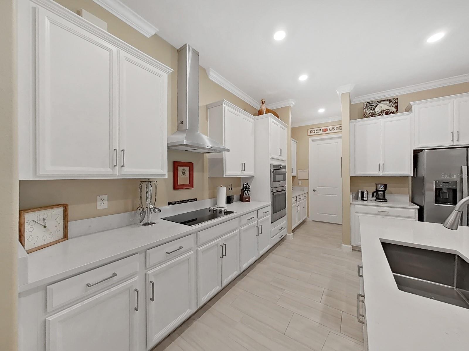 Image 39 of 66 For 10930 Banyan Breeze Boulevard