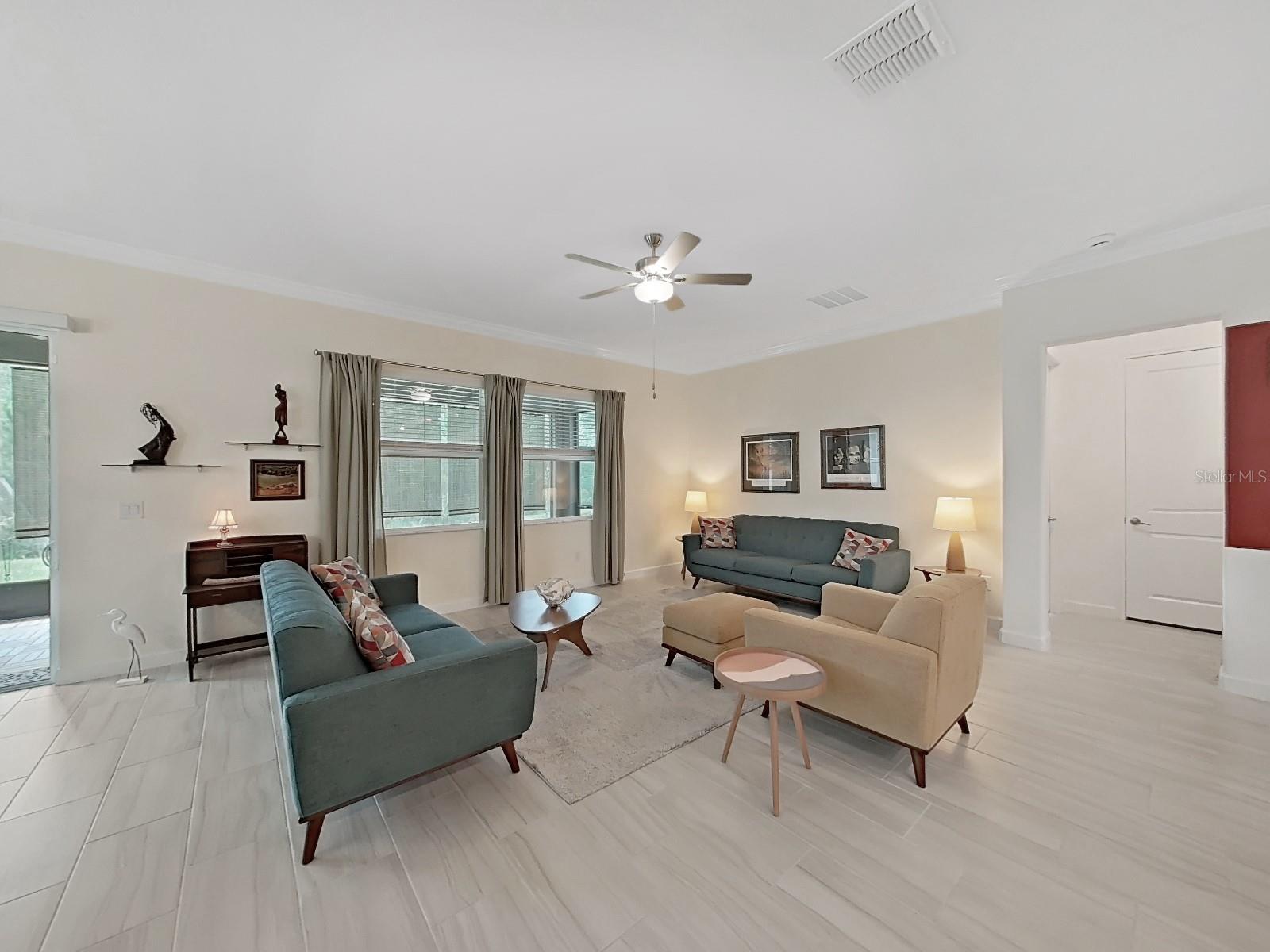 Image 4 of 66 For 10930 Banyan Breeze Boulevard