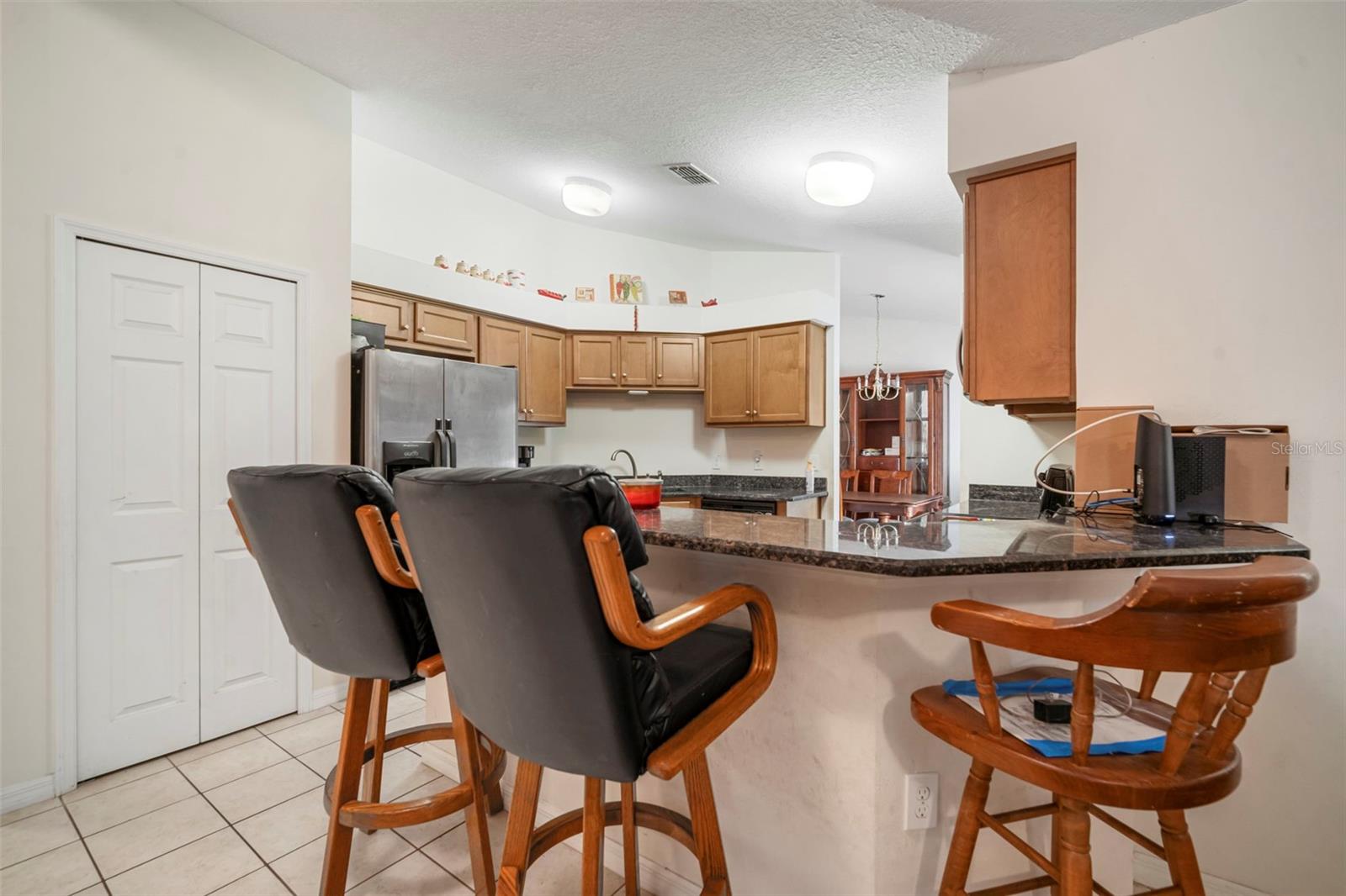 Listing photo id 15 for 12204 Begin Drive